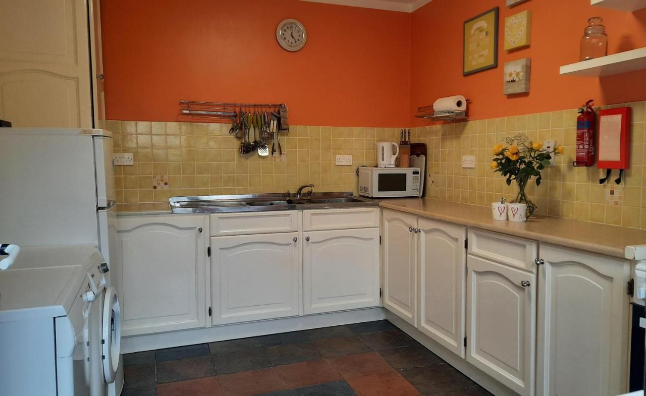 Clifden Wildflower Cottage - Clifden Countryside Lettings エクステリア 写真