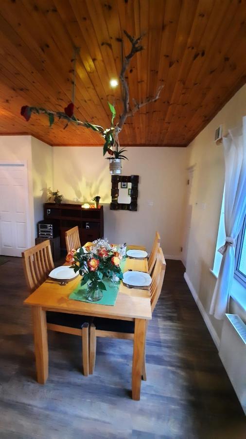 Clifden Wildflower Cottage - Clifden Countryside Lettings エクステリア 写真